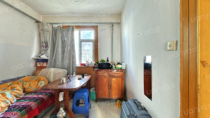 工行家属院小区二手房实景图