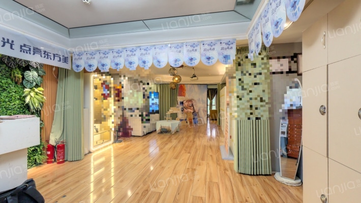 万国城MOMA二手房实景图