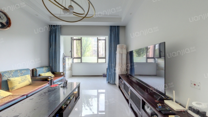 中建玖樾府二手房实景图