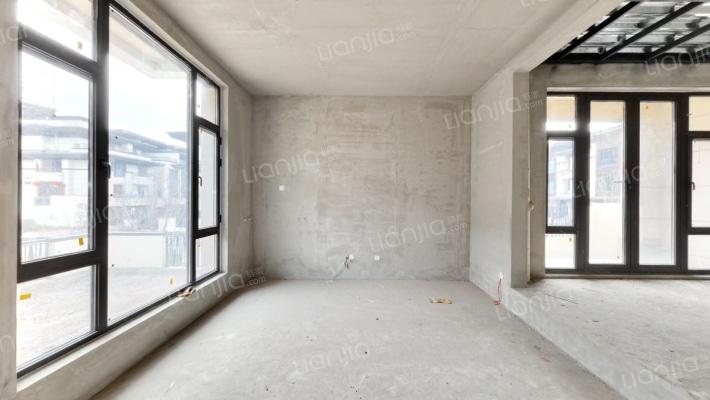 牛驼温泉孔雀城7.1期泉境璟苑二手房实景图