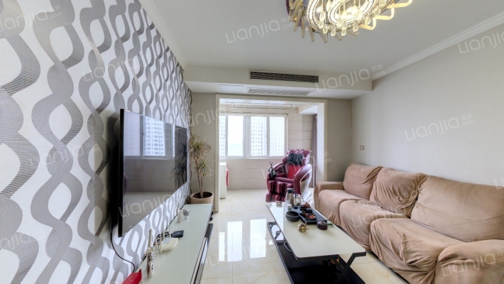 易郡龙腾二手房实景图