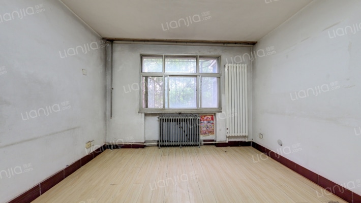 市医院宿舍二手房实景图