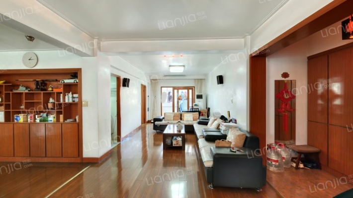 银河公寓二手房实景图