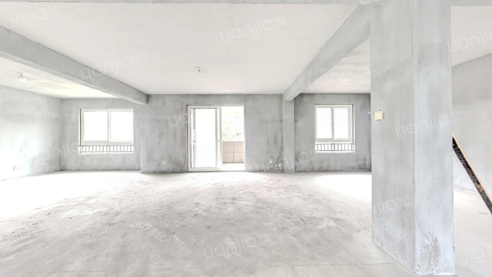 中房西郊庄园南区二手房实景图