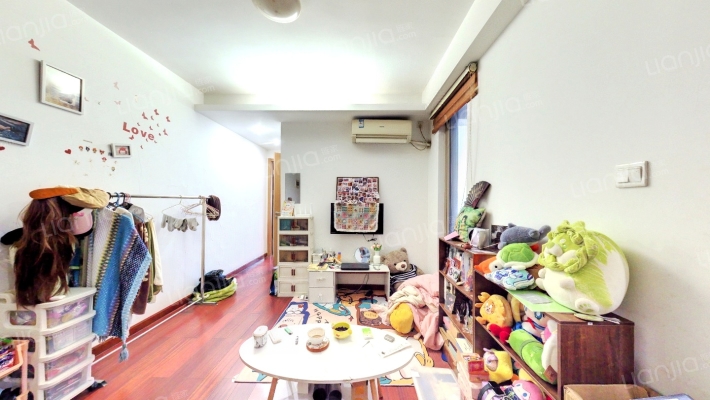 旭辉广场二手房实景图