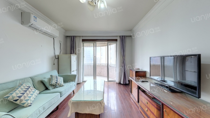 金桥酒店公寓二手房实景图