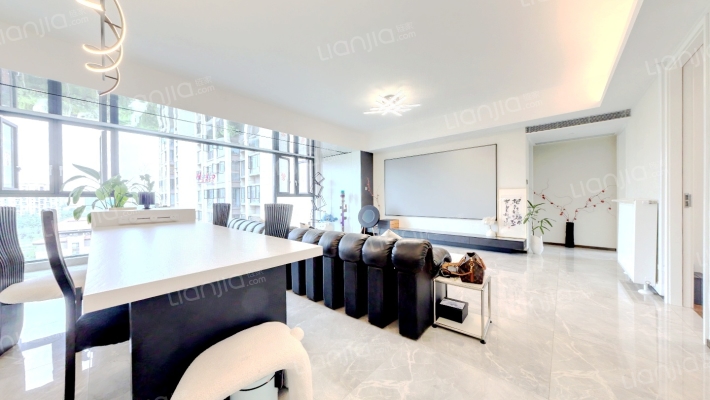 河畔府邸二手房实景图