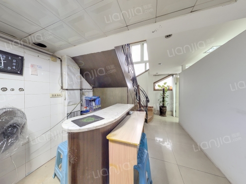 整租·重百大楼 4室2厅 跃层 东南