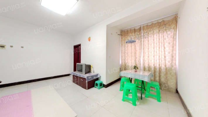 富地花园二手房实景图