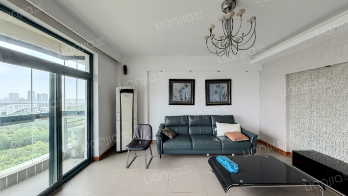 江海皇都私家花园二手房实景图