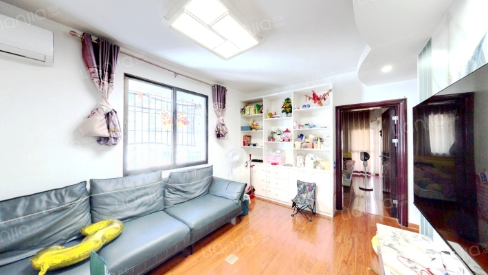 白马河新村二手房实景图