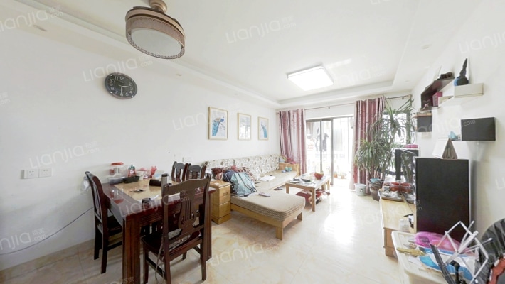 鸿图苑二手房实景图