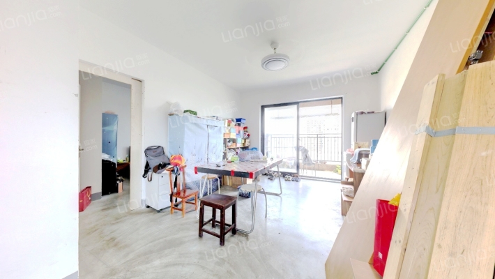 湖山香颂湾西区二手房实景图