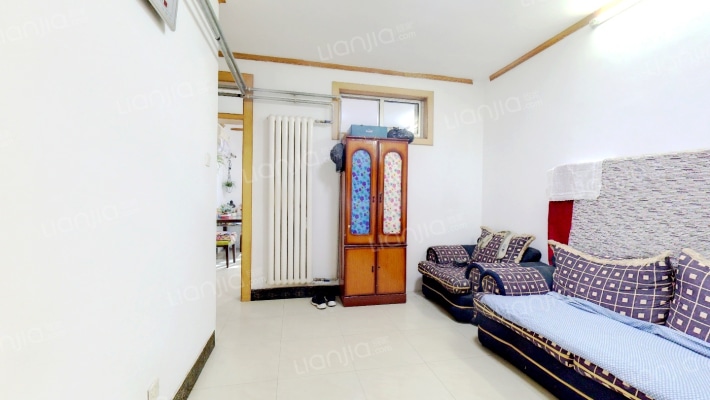 六厂前街4号院二手房实景图