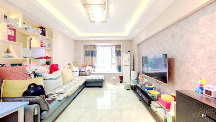 蓝光锦绣城二期二手房实景图