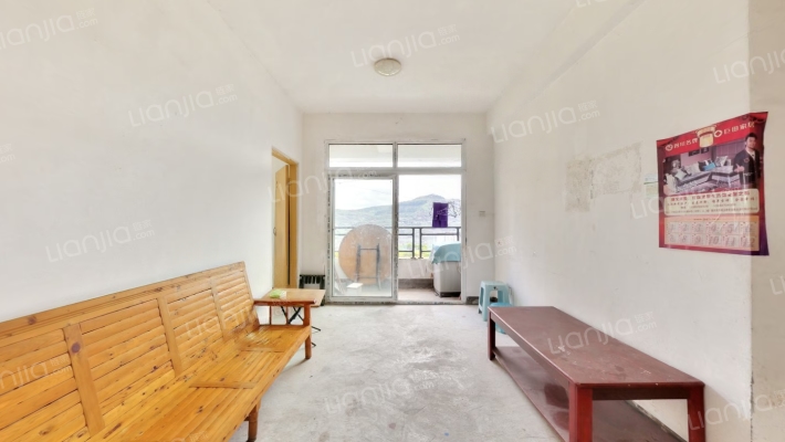 长龙社区B区二手房实景图