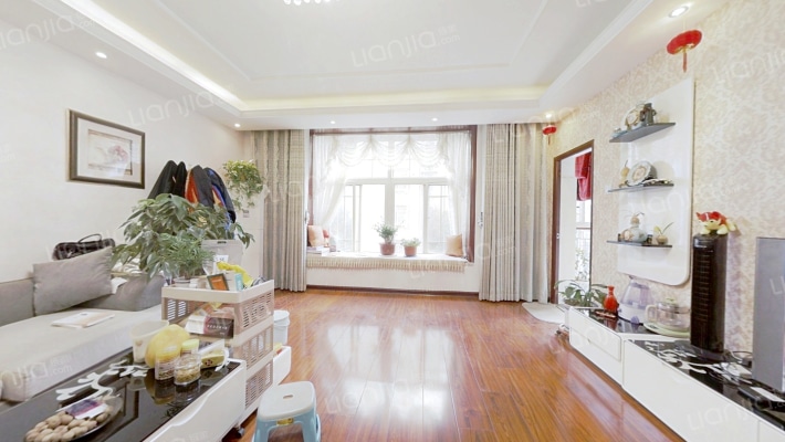 万里星河花园小区二手房实景图