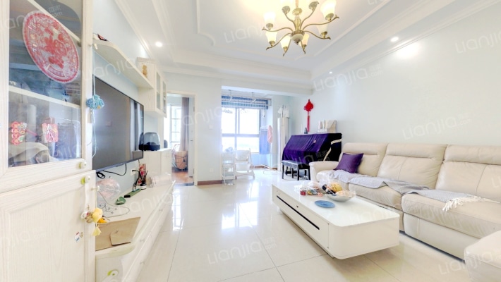 保利锦湖林语南区二手房实景图