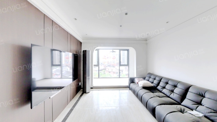 万科理想城C区二手房实景图