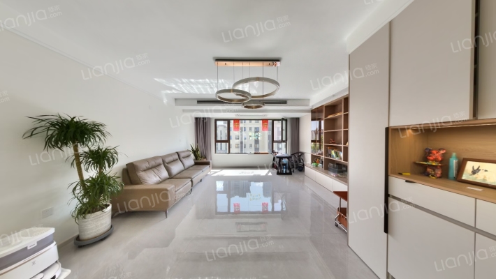 世茂国风雅颂二手房实景图