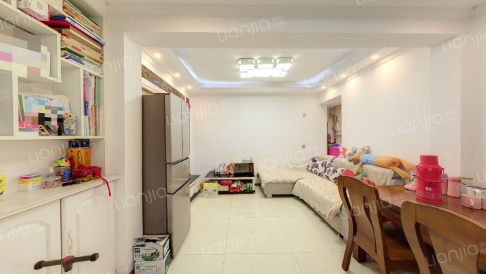 东方城二手房实景图