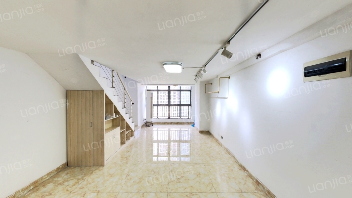 弘阳时代中心二手房实景图