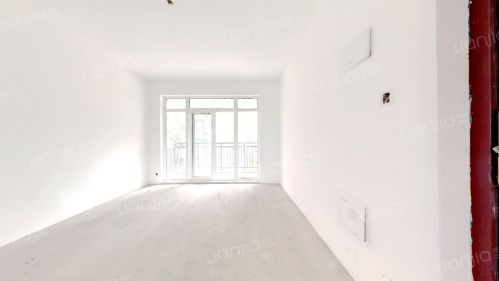 藏龙甲第二手房实景图