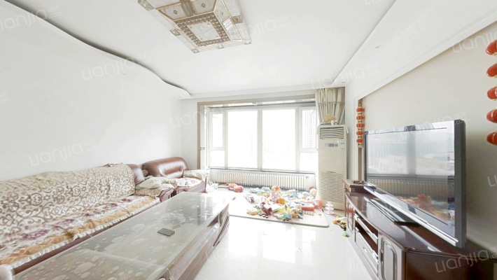 北美枫情二手房实景图