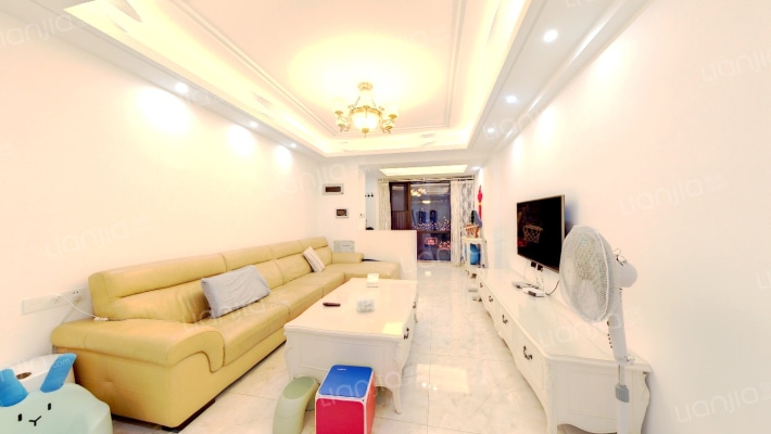 冠坤臻品二手房实景图