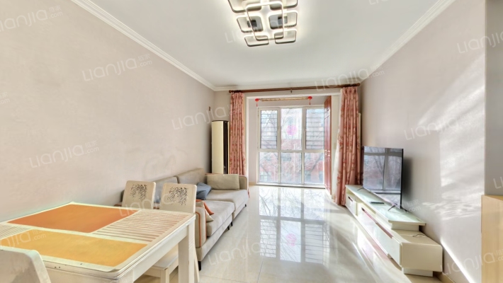 世华泊郡二手房实景图