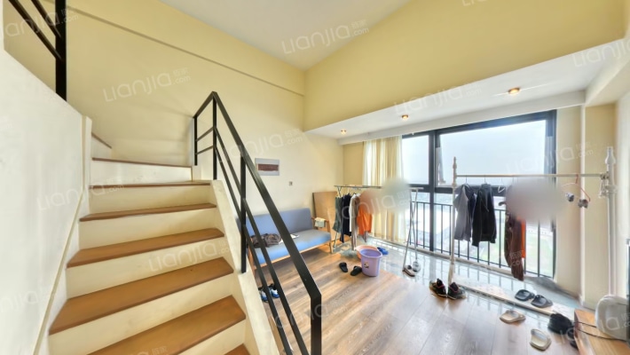 悦东区二手房实景图