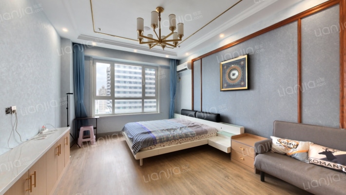 世纪大街一段151号二手房实景图