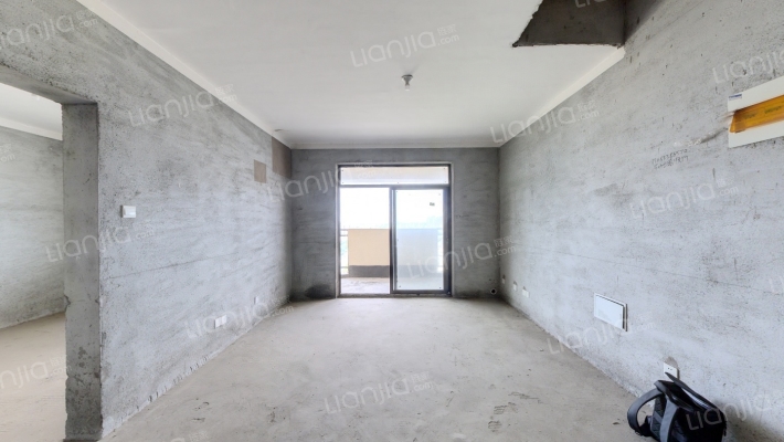 百润城南印二手房实景图