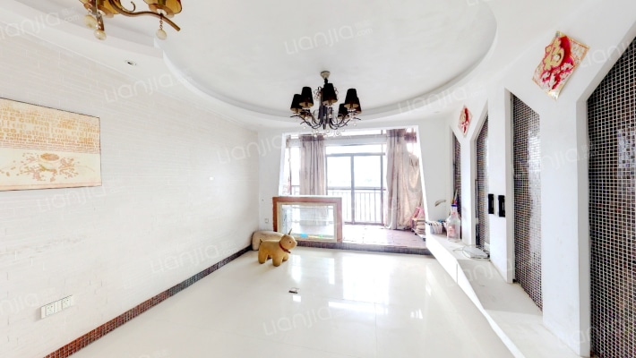 冠泰水晶郦城二手房实景图