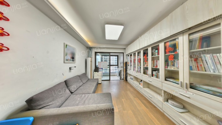 阳光城蜜桃园二手房实景图