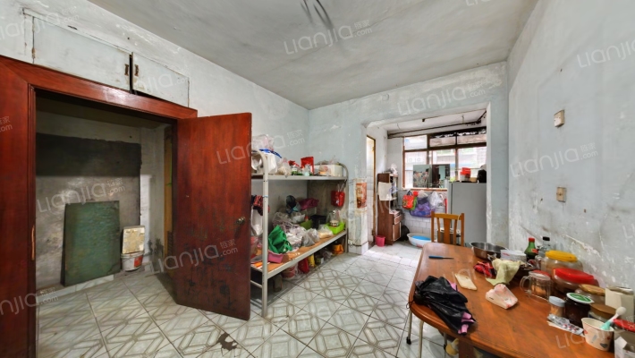 丽雅纤维215大院二手房实景图