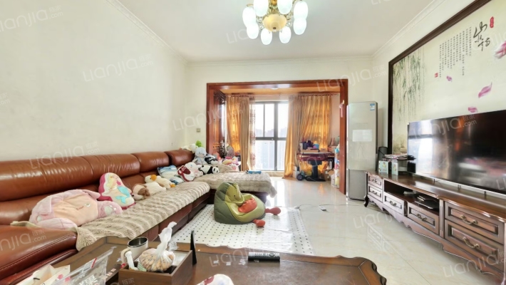 新里柏仕公馆二手房实景图