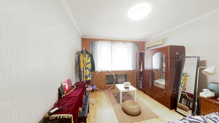 万明里二手房实景图