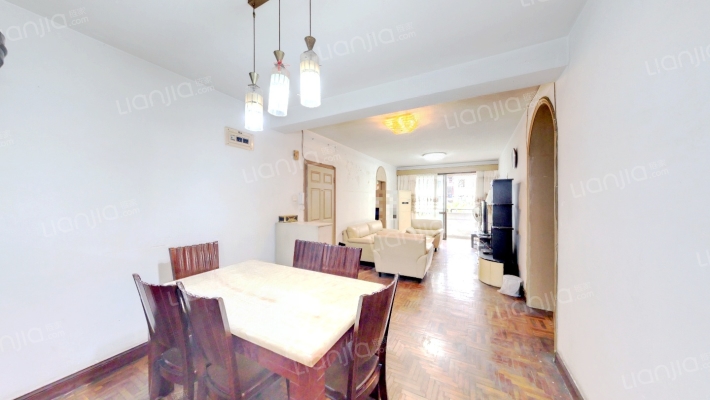 华鸿花园二手房实景图