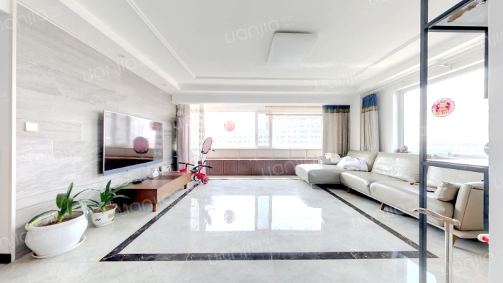 坤宇家苑二手房实景图