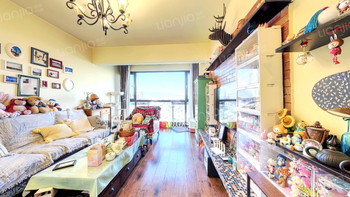 中天融域一期二手房实景图