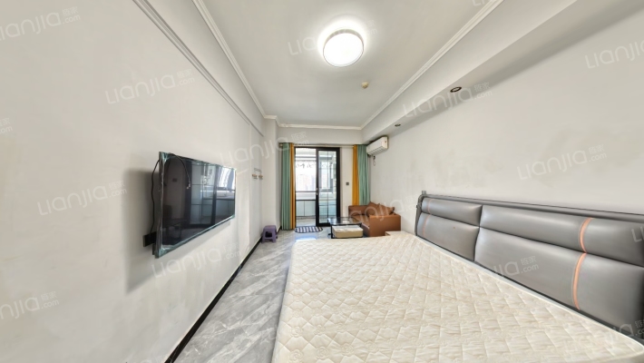 凯旋广场公寓二手房实景图