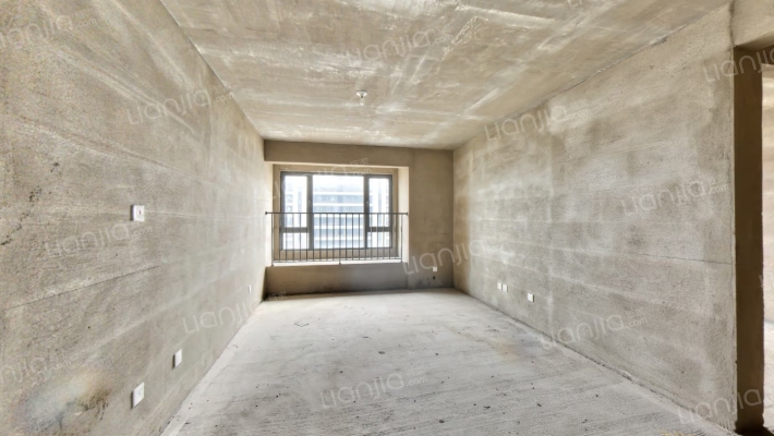 富力前海北区二手房实景图