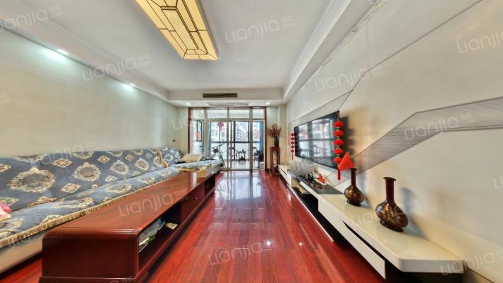 滨江苑二期二手房实景图