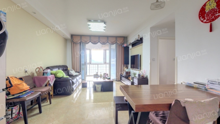 外滩星空二手房实景图