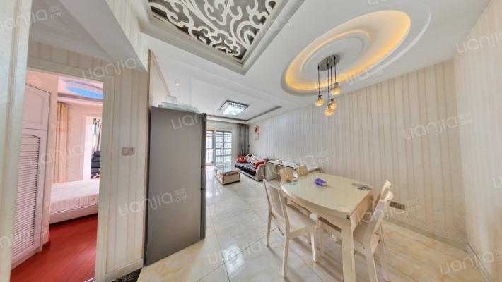 海珀雅苑二手房实景图