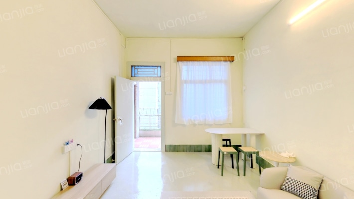 建华新邨巷二手房实景图