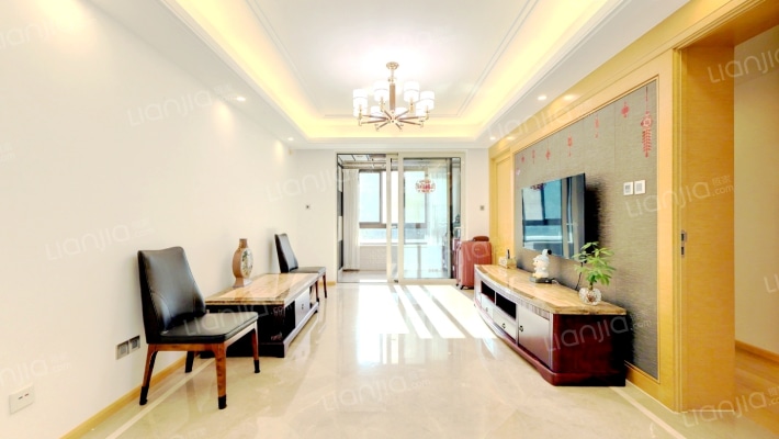 品尊国际二期二手房实景图