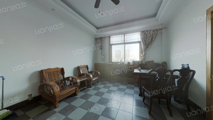 航海路179号院二手房实景图