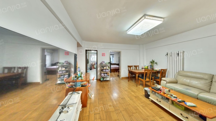 新福方里二手房实景图